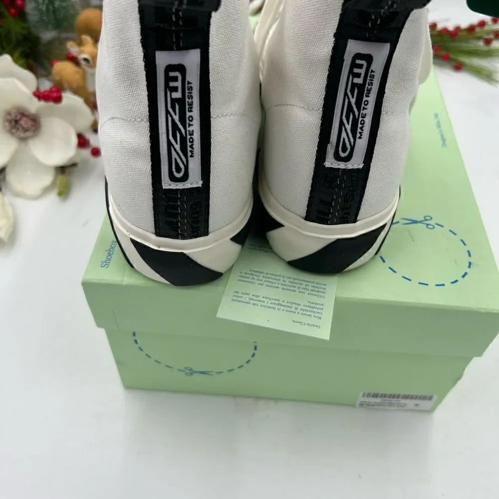 Men’s off-white mid top vulcanize sneaker size 40